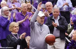 Auteur de 100 points dans un match, Frank Selvy est décédé