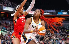 En difficulté, Aliyah Boston s’emporte contre “les coaches de salon”