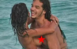 Le meilleur de la semaine sur Internet (28) : Les maillots des franchises NBA en Europe… Joakim Noah aime le silicone… Le Top 5 des coups de coude de Kobe… les sosies de la NBA… Sir Charles allume un fan au golf…
