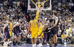 Le 26 mai 2002, « Big Shot Rob » Horry crucifiait les Kings au buzzer
