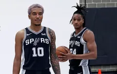 Devin Vassell et Jeremy Sochan s’arrêtent là