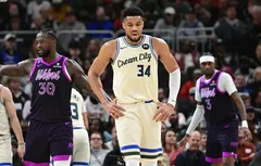 Giannis Antetokounmpo n’a pas aimé les huées du public des Bucks
