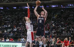 Super Mario fait tomber les Wizards