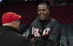 Les Blazers ont rendu hommage aux finalistes 1990 et 1992 sans Clyde Drexler…