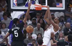 Les Cavs ont préféré les dunks d’Evan Mobley à l’arrosage à 3-points