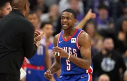 De’Aaron Fox dément que des clashs aient conduit au départ de Mike Brown