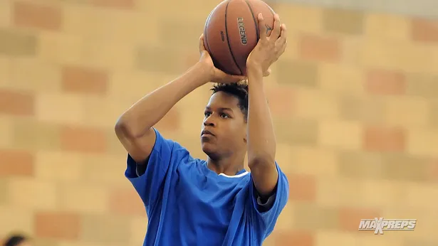 Les premières images de Shareef O'Neal, le fiston du Shaq