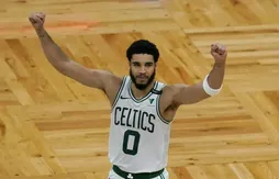 Pourtant menés de 32 points, Jayson Tatum (60 points) et les Celtics renversent les Spurs !
