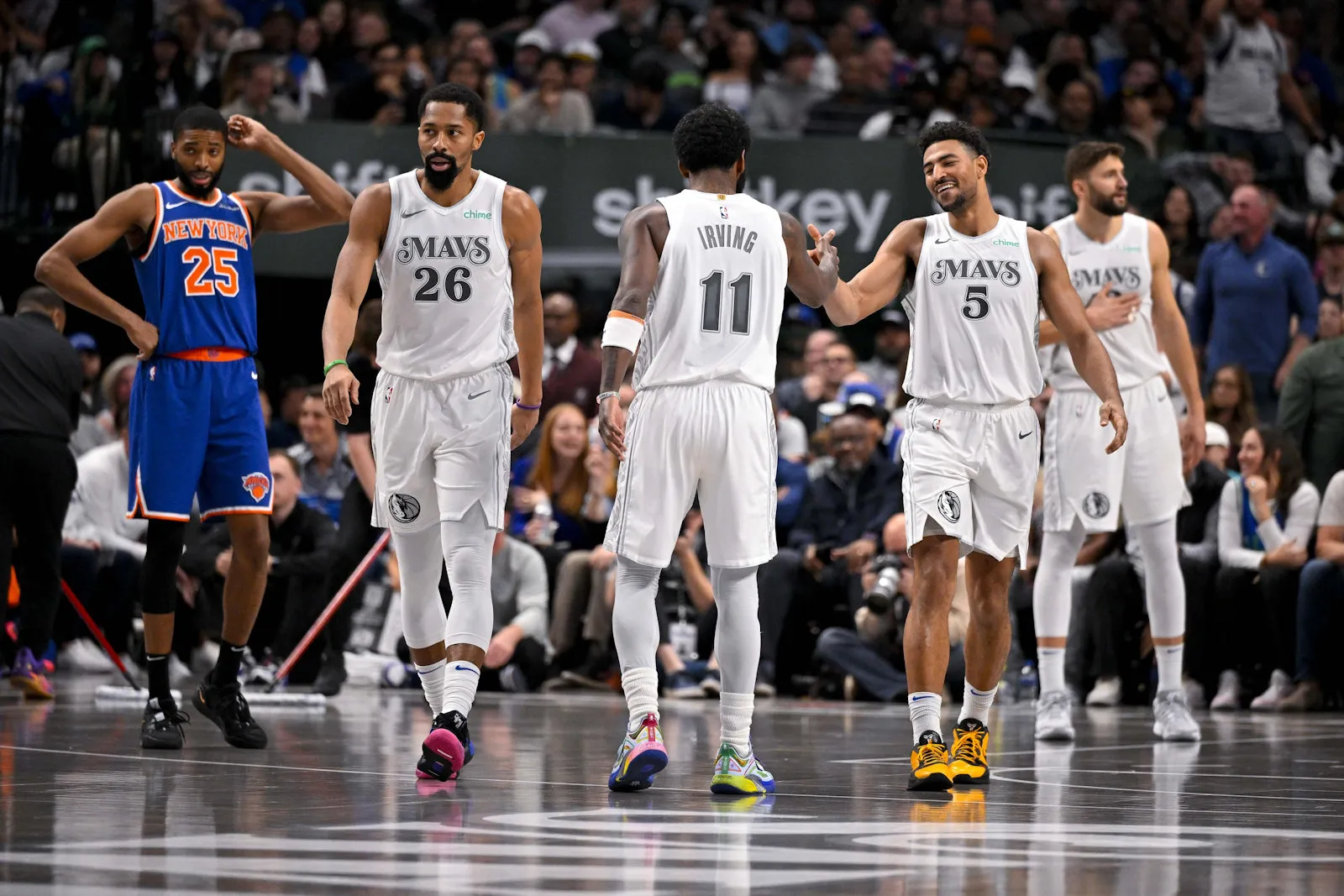 Kyrie Irving mavericks