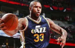 Utah : Trevor Booker conservé
