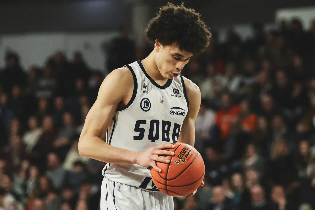 Nolan Traoré devant Joan Beringer dans le "Big Board" d'ESPN