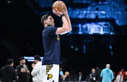 Doug McDermott signe à Sacramento