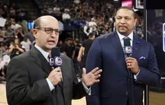 Les Knicks cibleraient des anciens de la maison pour le poste de coach