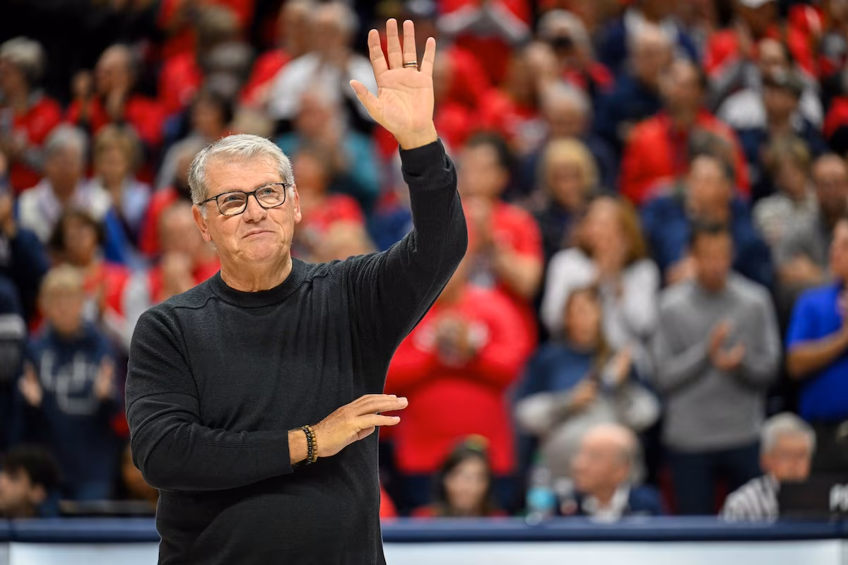 NCAA Geno Auriemma