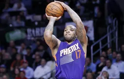 Warren en a dans le buffet