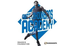 Les frères Antetokounmpo lancent la « AntetokounBros Academy»  en Grèce