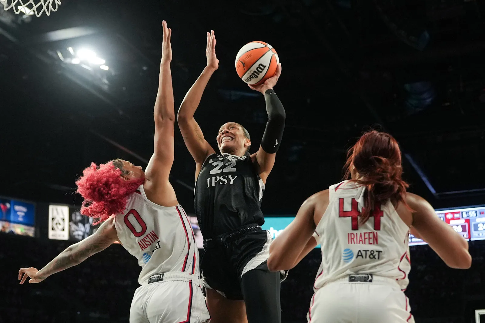 En championnes, les Aces stoppent la belle série des Mystics