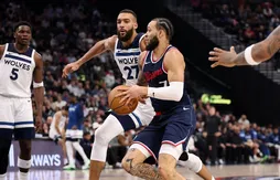 Les Wolves montrent à nouveau les crocs en défense