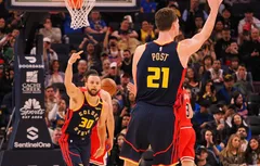 Quand Stephen Curry joue les taxis pour son rookie