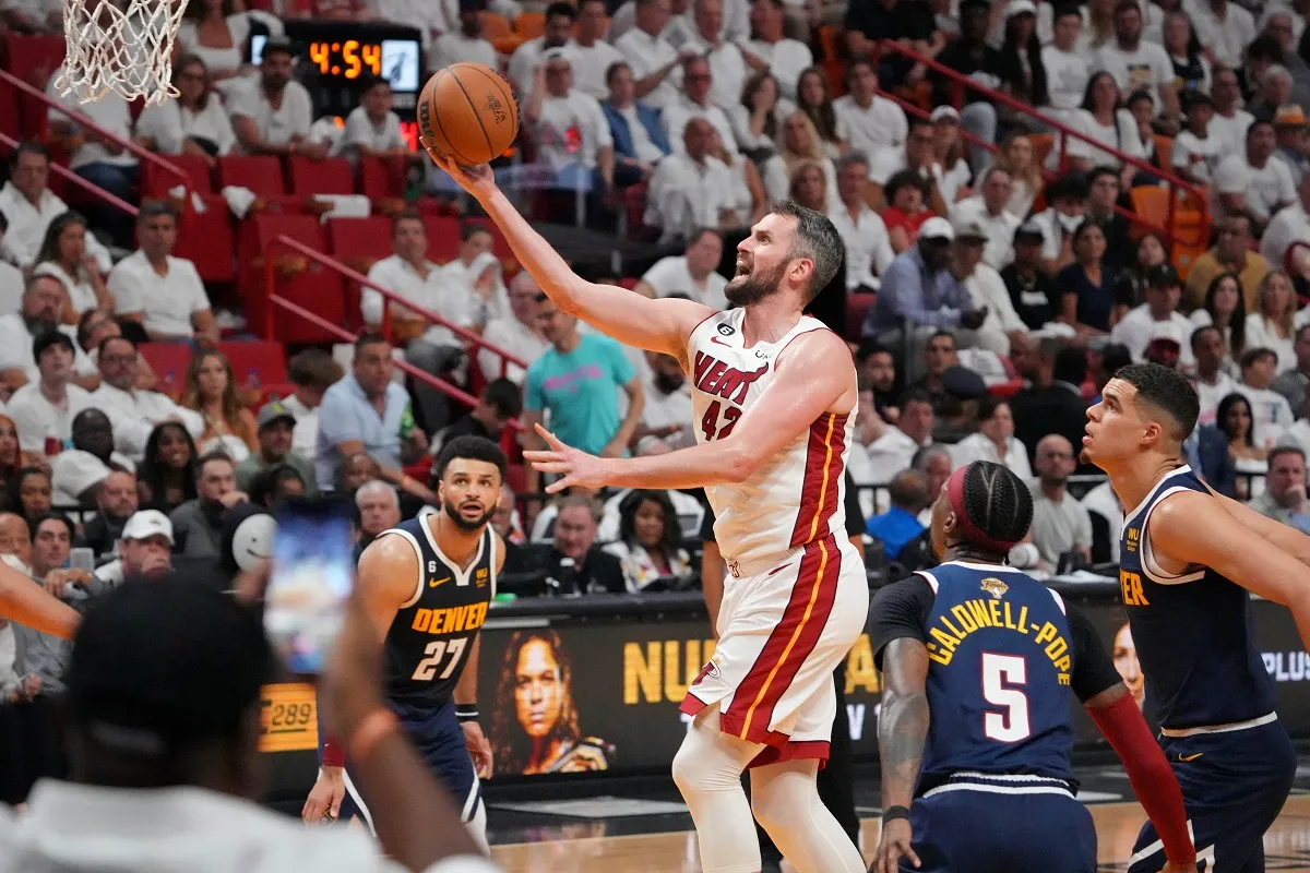 kevin love, ailier-fort du heat