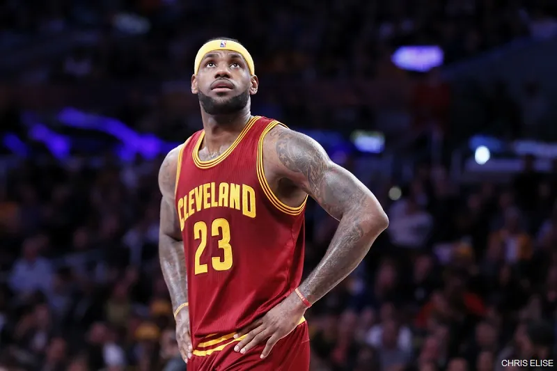 LeBron, 42e triple double en carrière