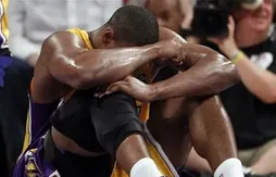LA Lakers domine l’équipe B de San Antonio mais perd Andrew Bynum