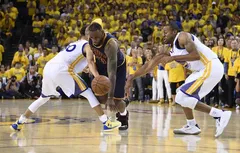 LeBron James trop utilisé pour être performant en fin de match ?