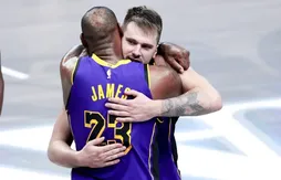 LeBron James a félicité Luka Doncic pour sa prolongation