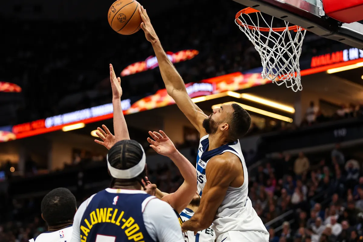 Les Wolves font chuter les Nuggets