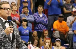 Le coach de Kansas se moque du look d’Andrew Wiggins