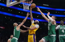 Anthony Davis espère qu’un pivot va arriver aux Lakers