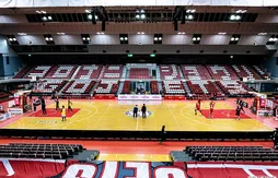 Covid-19 : au Japon, le championnat suspendu après une tentative de reprise “chaotique”