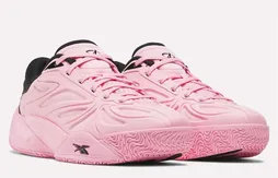 Un coloris « Expressive Pink » pour la Angel Reese 1
