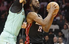 Après Deandre Ayton, les Lakers vont-ils récupérer Andrew Wiggins ?