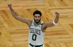 Pourtant menés de 32 points, Jayson Tatum (60 points) et les Celtics renversent les Spurs !
