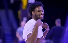 Un énorme “poster dunk” et un record personnel pour Bronny James