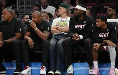 Tyler Herro et Bam Adebayo se rapprochent du parquet
