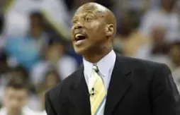 Los Angeles Lakers : Byron Scott assure pouvoir se passer de pivot