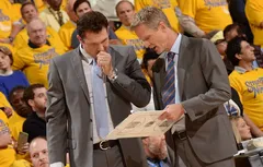 Steve Kerr triste pour Luke Walton
