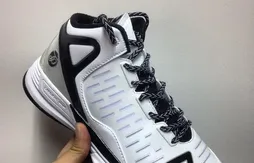 Peak : gros plan sur la nouvelle chaussure de Tony Parker