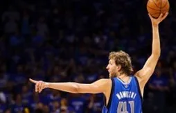 Dallas Mavericks : Dirk Nowitzki prolonge pour trois ans