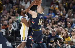 Nikola Jokic et les Nuggets survivent après un gros combat face aux Warriors