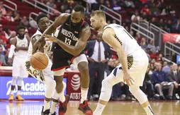 James Harden sort (encore) le grand jeu face aux Pacers