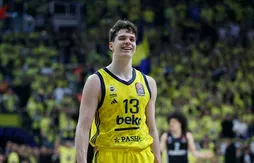 Tarik Biberovic repousse les Grizzlies et reste au Fenerbahçe