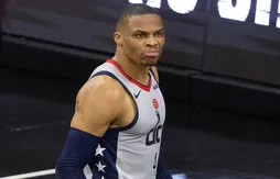 Russell Westbrook ne digère pas la pluie de popcorn