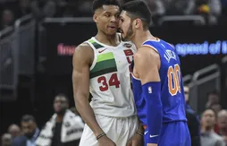 Enes Kanter et Giannis Antetokounmpo se chauffent