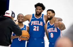 Joel Embiid et Paul George débutent la saison ensemble… à l’infirmerie