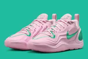 La Nike A’Two « Pinkies Up » est arrivée
