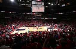 Enfin un peu de public à Washington