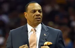 Le bel hommage des Grizzlies à Lionel Hollins